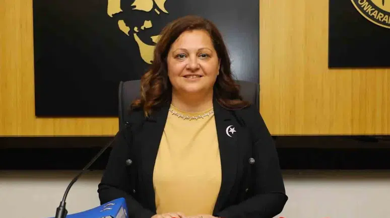 Burcu Köksal için AK Parti’de karşılama töreni düzenlendi