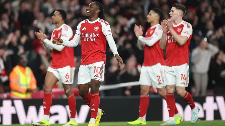 İngiltere Premier Lig'de şampiyon Arsenal oldu