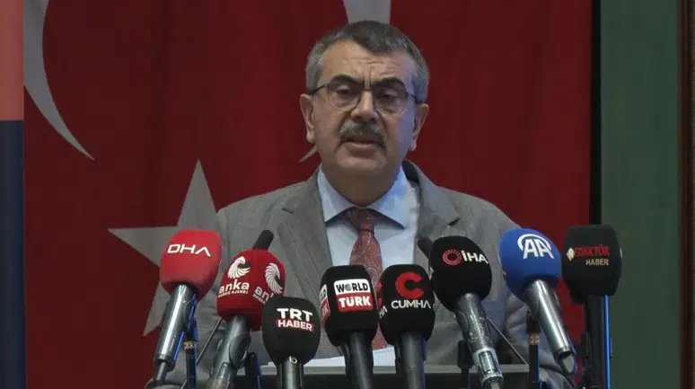 Bakan Tekin’den teknoloji ve eğitim mesajı