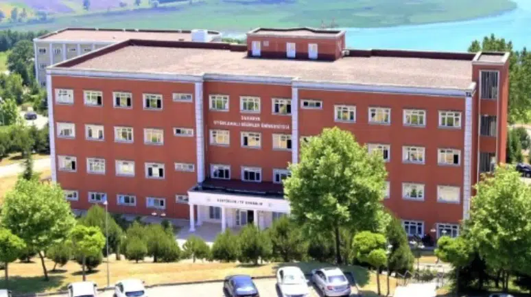 Sakarya Uygulamalı Bilimler Üniversitesi 10 akademik personel alacağını duyurdu