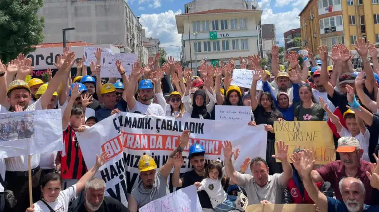 Maaşlarını alamayan maden işçilerinden yürüyüş eylemi