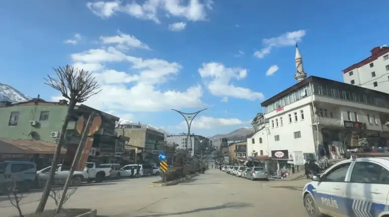 Hakkari İran sınırında erkek cesedi bulundu