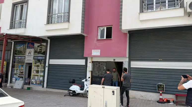 Şanlıurfa'da aile dehşeti : Bir kişi, eşi ve kızını silahla yaraladı