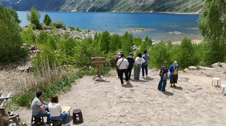 Ödüllü Nemrut Kalderası'nda turizm sezonu resmen başladı