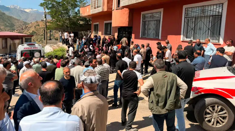 Uzman çavuş kayınpederinin evini bastı, 4 kişiyi öldürdü