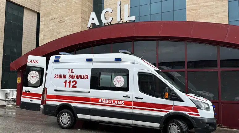Gümüşhane'de feci kaza : Ayağını patpata kaptıran adam öldü