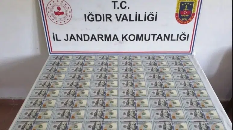 Iğdır’da sahte dolar operasyonu : 100 adet 100’lük banknot ele geçirildi