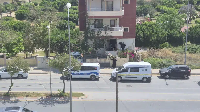 Mersin Tarsus'ta yaşlı adam merdivenlerden düşüp hayatını kaybetti
