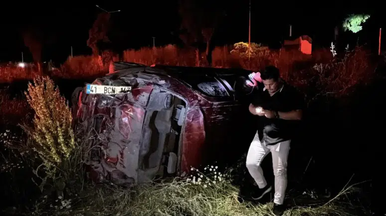 Bolu'da defalarca takla atan otomobil hurdaya döndü : 2 yaralı