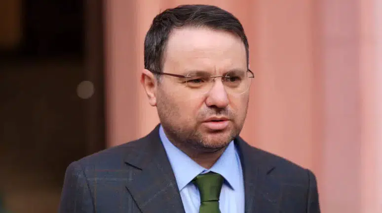 Bakan Gürlek : Sokak çetelerine asla geçit vermeyeceğiz