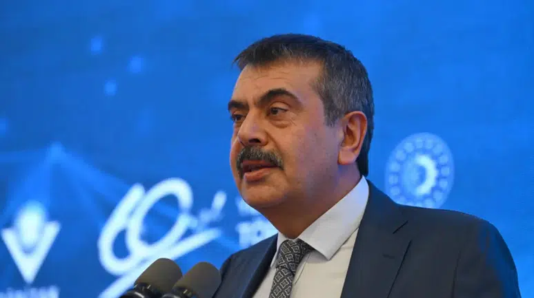 Bakan Tekin'den sözleşmeli öğretmenlere dair açıklama