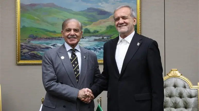 İran ve Pakistan arasında kritik görüştü