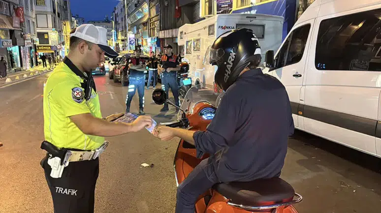 Kayseri'de huzur operasyonu : 105 şüpheli gözaltına alındı