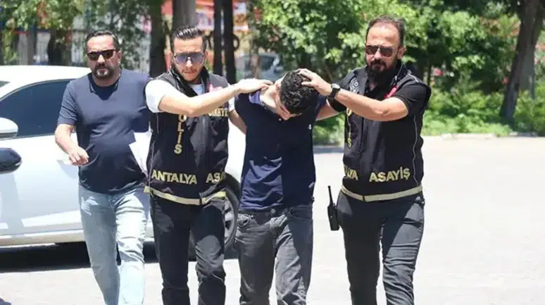 Antalya'da 'içine şeytan girdi' diyerek boğmaya çalıştığı ablası öldü
