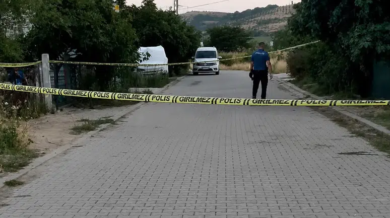 Tekirdağ Muratlı'da kargo aracının çarptığı çocuk hayatını kaybetti, 1 çocuk ağır yaralı