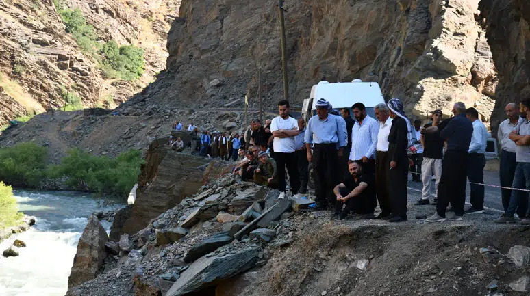 Şırnak'ta çayda kaybolan genç için arama çalışmaları sürüyor