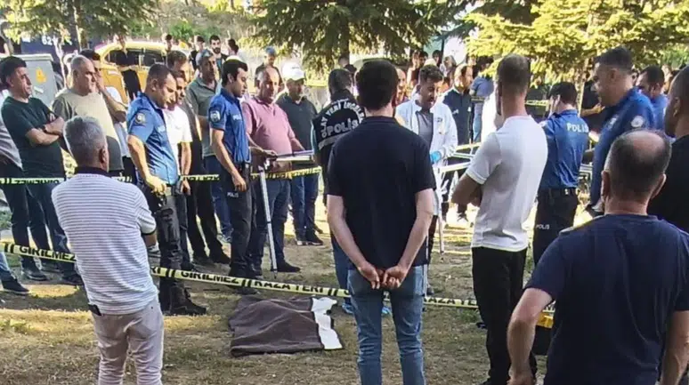 Hakkari'de ambulansın çarptığı 10 yaşındaki çocuk öldü