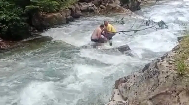 Trabzon Uzungöl'de Haldizen Deresi'ne düşen turist hayatını kaybetti