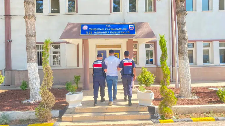 Kırıkkale'de FETÖ hükümlüsü ihraç subay yakalandı