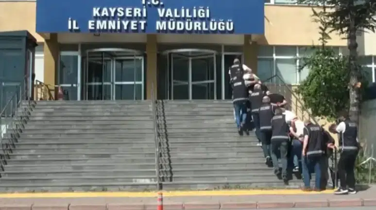 Kayseri merkezli 'ehliyet sınavında usulsüzlük' operasyonu : 15 tutuklama