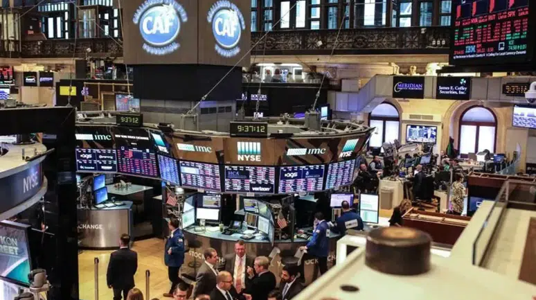 ABD-İran savaşının gölgesinde Wall Street'te çalkantı ! Dev şirketler çöktü