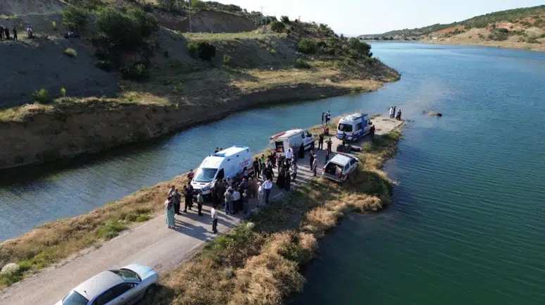 Karaman'da serinlemek için gölete giren 15 yaşındaki çocuk boğuldu