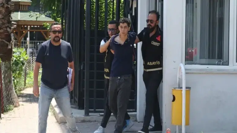 'İçine şeytan girdi' diyerek iki ablasına saldırdı