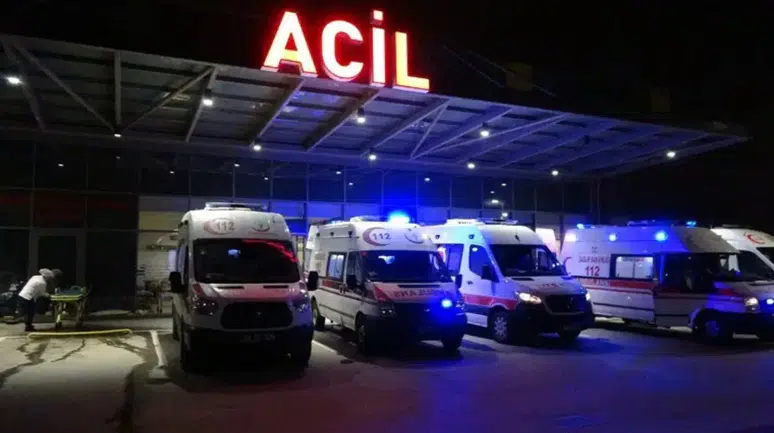 Ardahan'da iki grup arasında bıçaklı kavga : 1 yaralı
