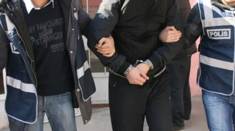 İstanbul merkezli 8 ilde terör operasyonu : 39 gözaltı
