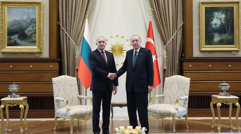 NATO öncesi Cumhurbaşkanı Erdoğan'dan ilk temas