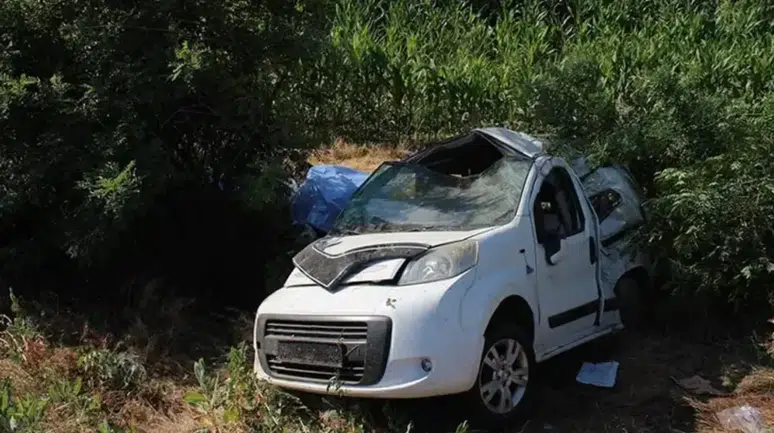 Düğün dönüşü kaza: 3 ölü, 1 yaralı