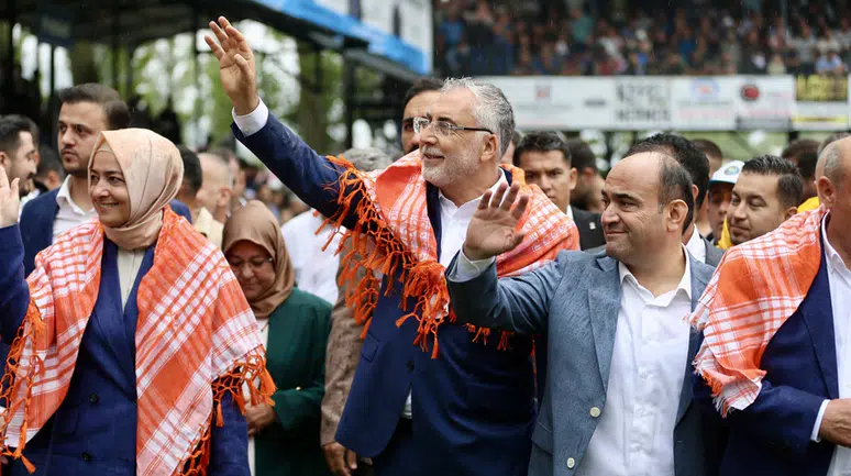 Bakan Işıkhan, Seki Yağlı Güreşleri'nde konuştu