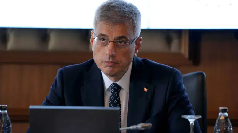 Bakan Memişoğlu, Tekirdağ'daki ilaç üretim tesislerini ziyaret etti
