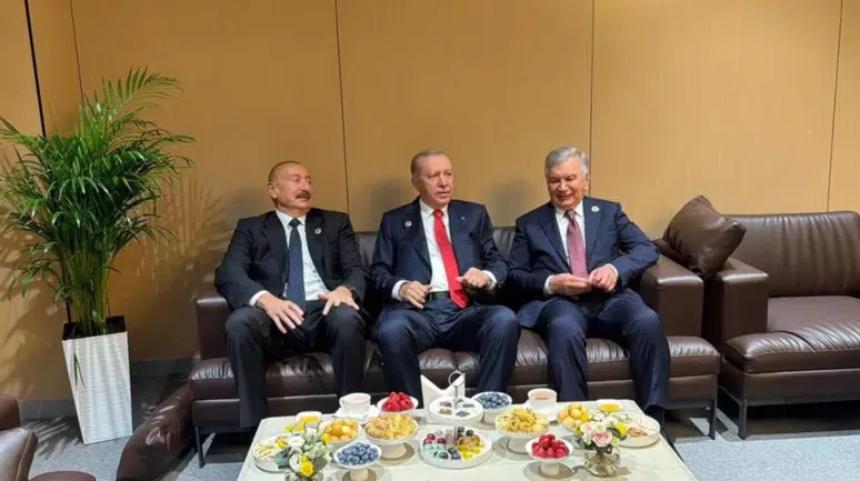 Türkiye, Azerbaycan ve Özbekistan liderleri bir araya geldi