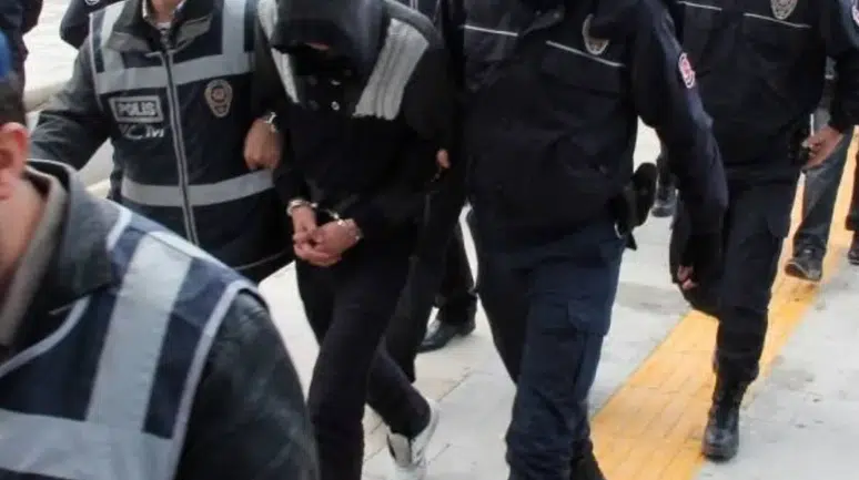 Denizli'de jandarma ekipleri tarafından çete operasyonu : 7 gözaltı