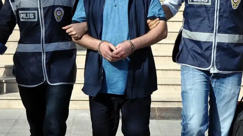 Ordu’da uyuşturucu operasyonu : Araçta yakalanan 2 şüpheli tutuklandı