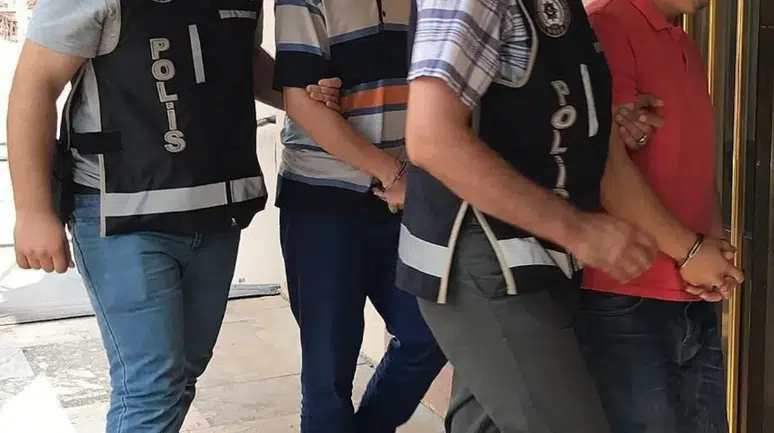 İzmir ve Muğla’da 132 düzensiz göçmen yakalandı
