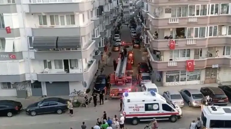 Bursa'da apartman dairesinde yangın paniği