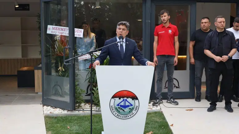 'Gençlerimiz, Türkiye Yüzyılı'nın en büyük güvencesidir'