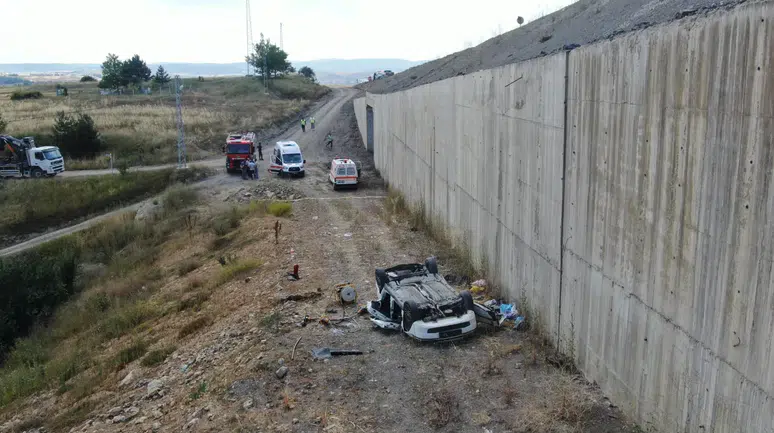 Kastamonu'da feci kaza : Baba hayatını kaybetti, eşi ve çocukları yaralandı
