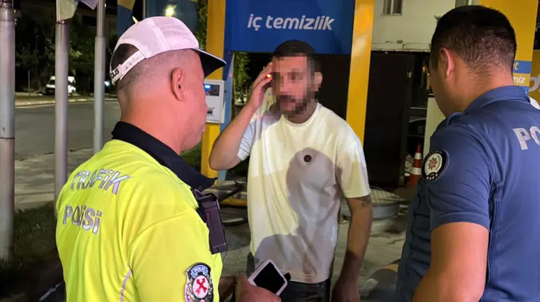 Aksaray'da park halindeki araca çarpıp kaçan sürücü alkollü çıktı