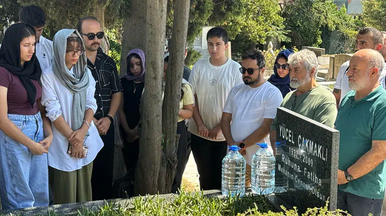 Çakmaklı, vefatının 17. yılında kabri başında anıldı