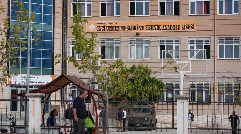 Manisa'da 11 öğrencinin yaralandığı saldırıda 7 kişi tutuklandı