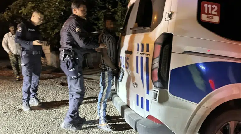 Burdur'da 2 araca çarpan otomobil sürücüsü alkollü çıktı