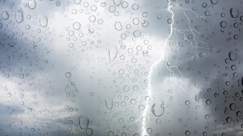 Meteoroloji'den sağanak yağış ve kuvvetli rüzgar uyarısı