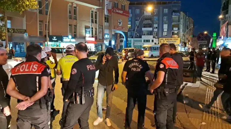 Karaman'da iki kişi arasında başlayan kavga büyüdü: 6 yaralı