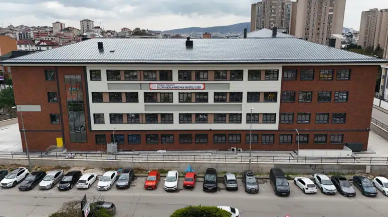 İstanbul Valiliği duyurdu : 83 yeni okul hizmete başlayacak