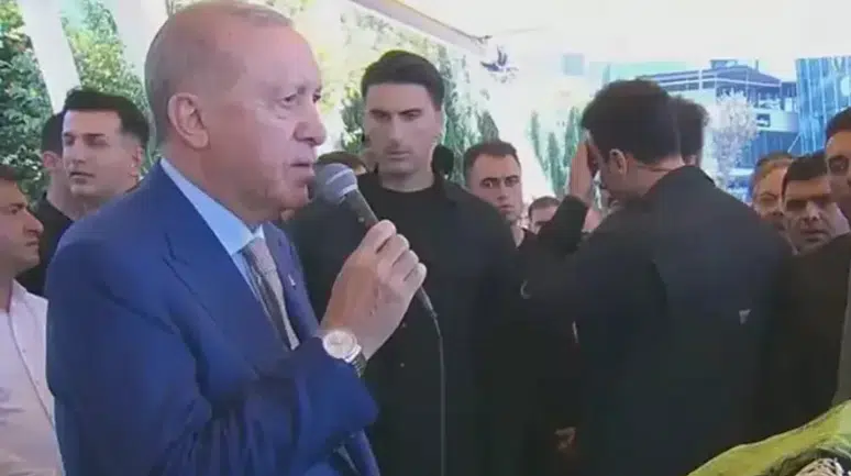 Cumhurbaşkanı Erdoğan, Milletvekili Önen'in kızının cenazesine katıldı
