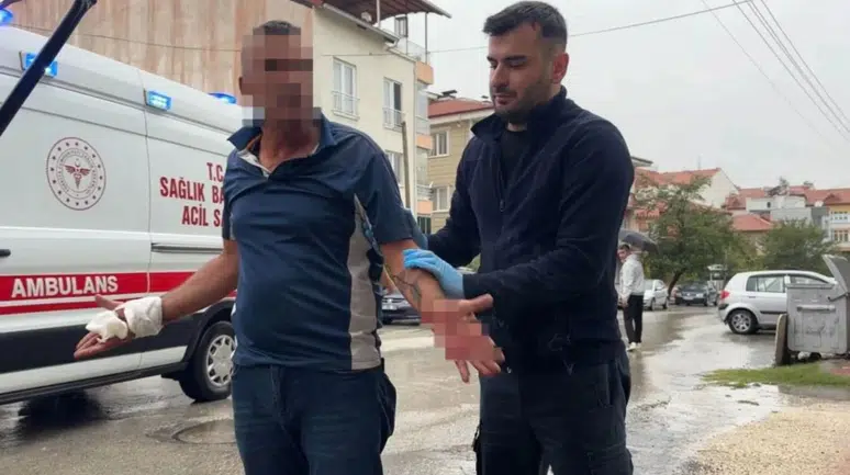 İntihara teşebbüs etti, 112’yi arayıp kendini ihbar etti