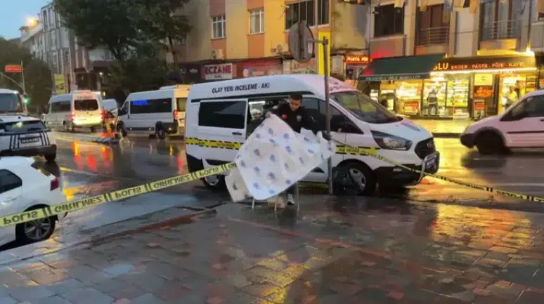 Gaziosmanpaşa'da iş yerinin önüne el yapımı patlayıcı bırakıp kaçtılar